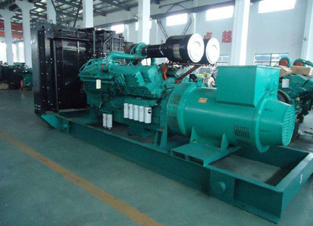 香格里拉800kw康明斯柴油发电机组图片 香格里拉800kw康明斯柴油发电机组图片